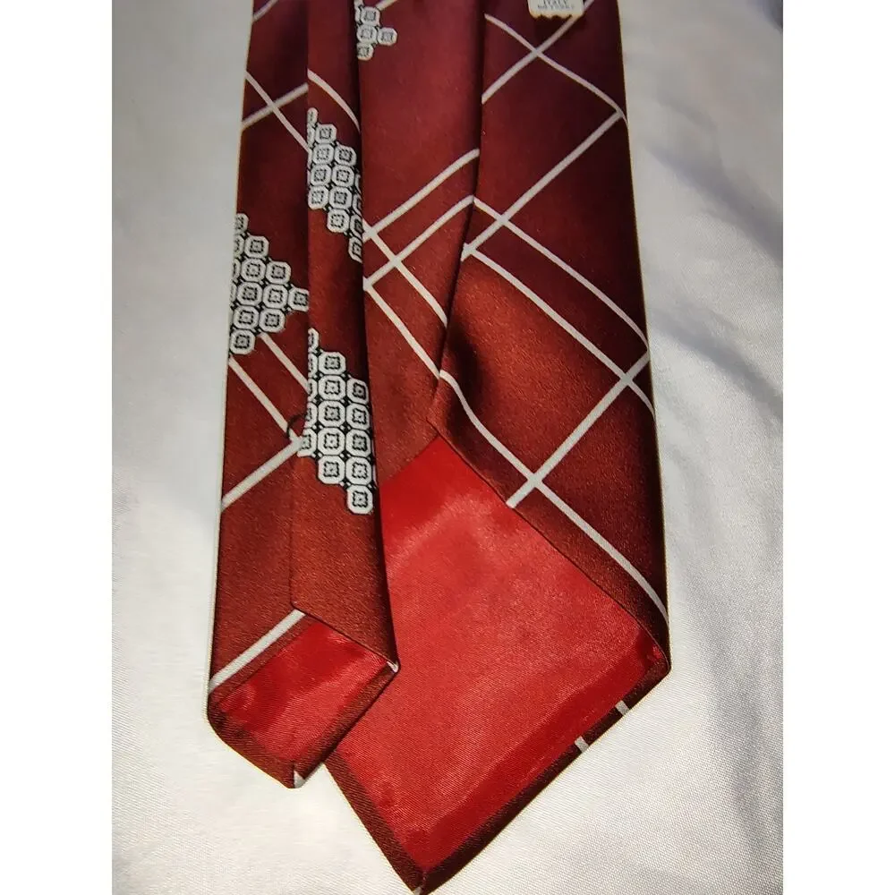 Vintage JC Penney Maroon Diamond Grid Polyester Necktie Italy